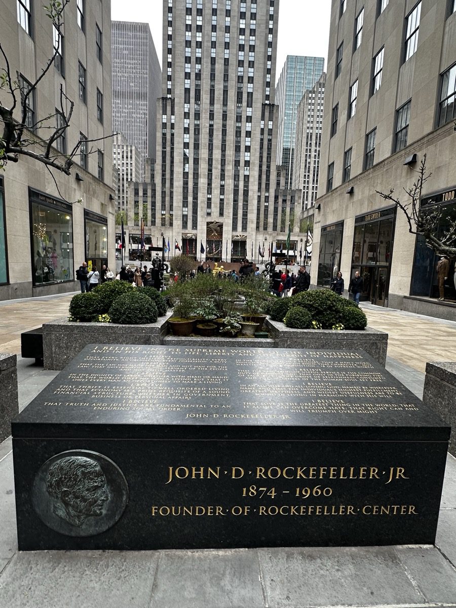 John D. Rockefeller Jr. memorial plaque, Rockefeller Center